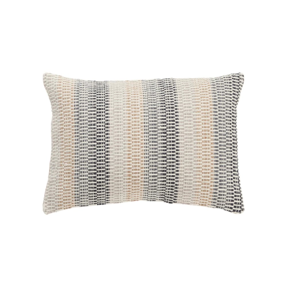 14"X20" 1 decorative pillow cover. Picture 1