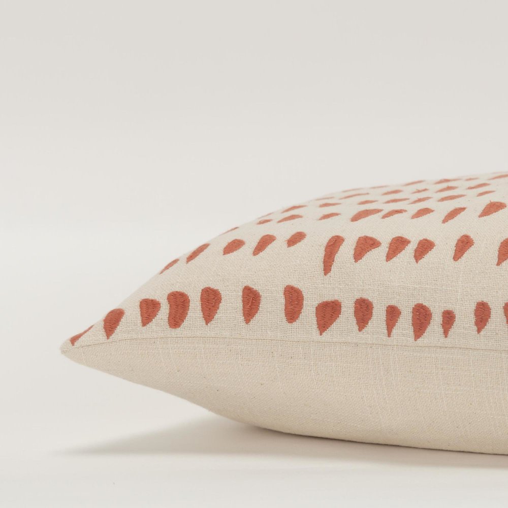 14"X26" 1 decorative pillow cover. Picture 5
