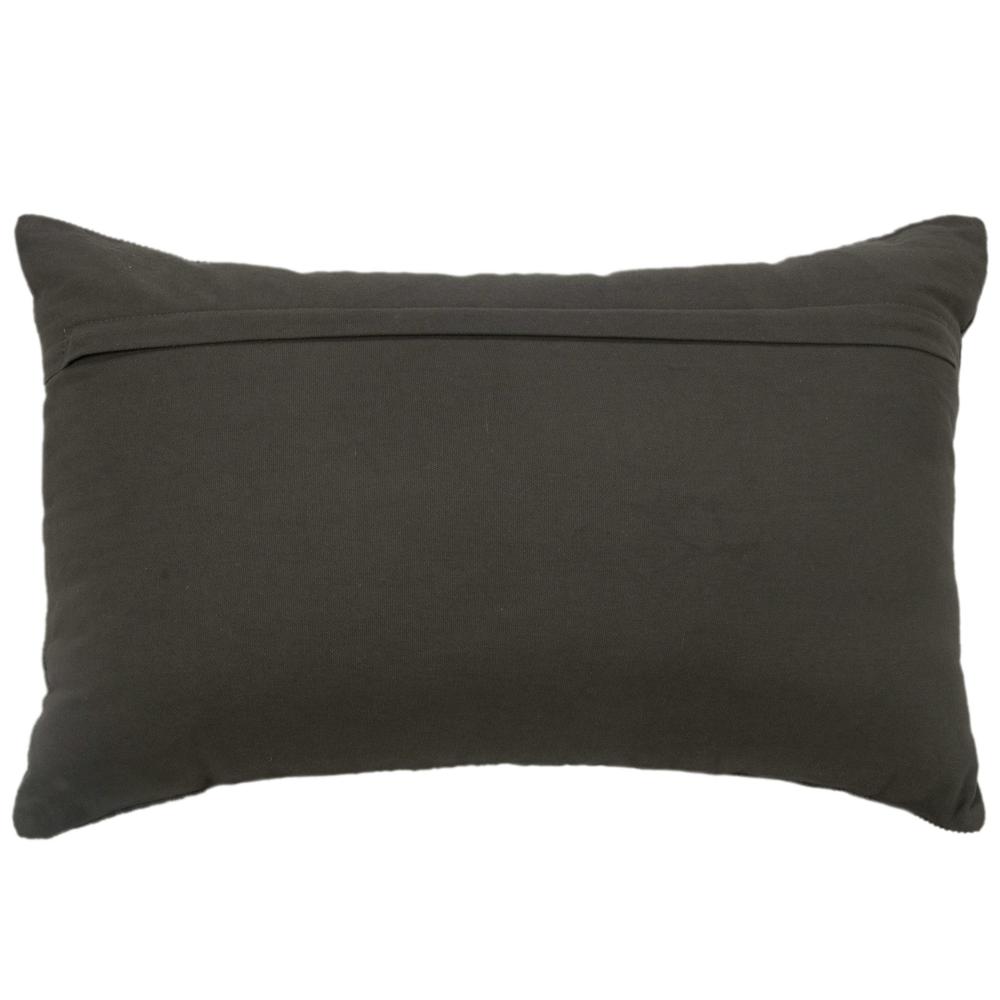 14" X 20" indoor pillow. Picture 5