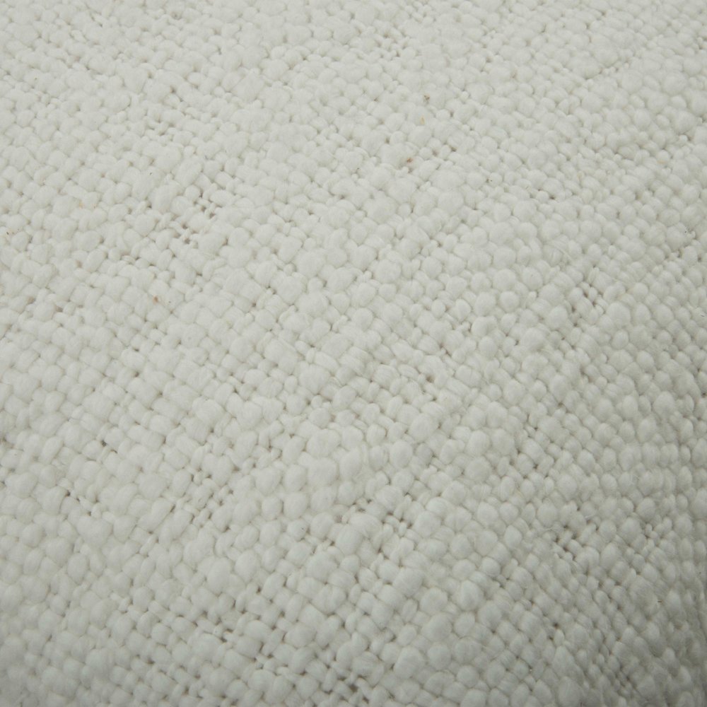 20"X20" INDOOR PILLOW. Picture 2
