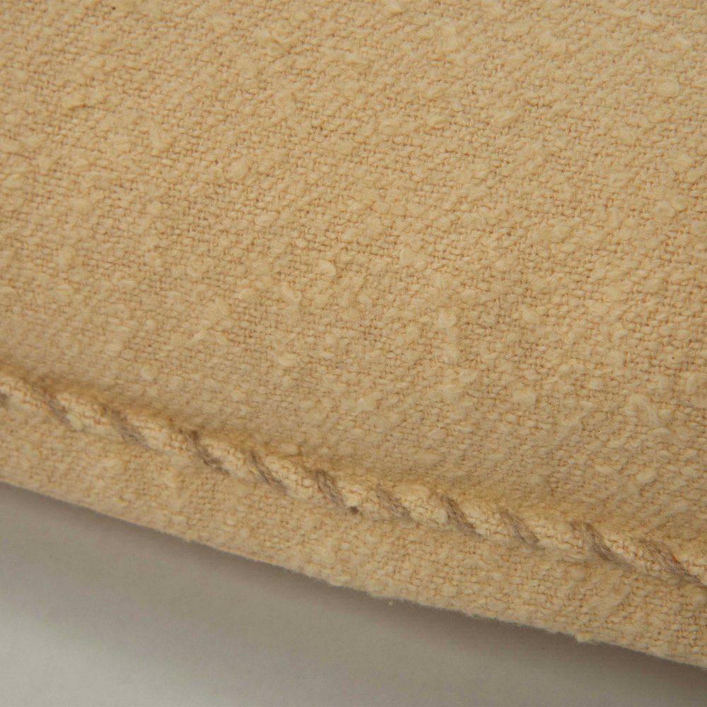 20"x20" INDOOR PILLOW. Picture 2