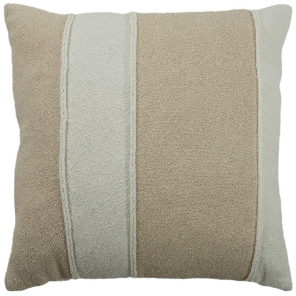 20"x20" INDOOR PILLOW. Picture 1