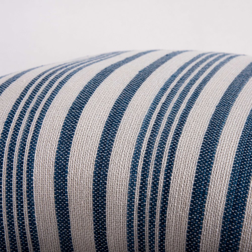 20" x 20" Pillow Cover. Picture 3