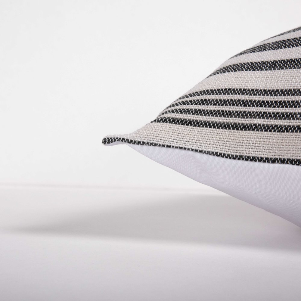 20" x 20" Pillow Cover. Picture 5