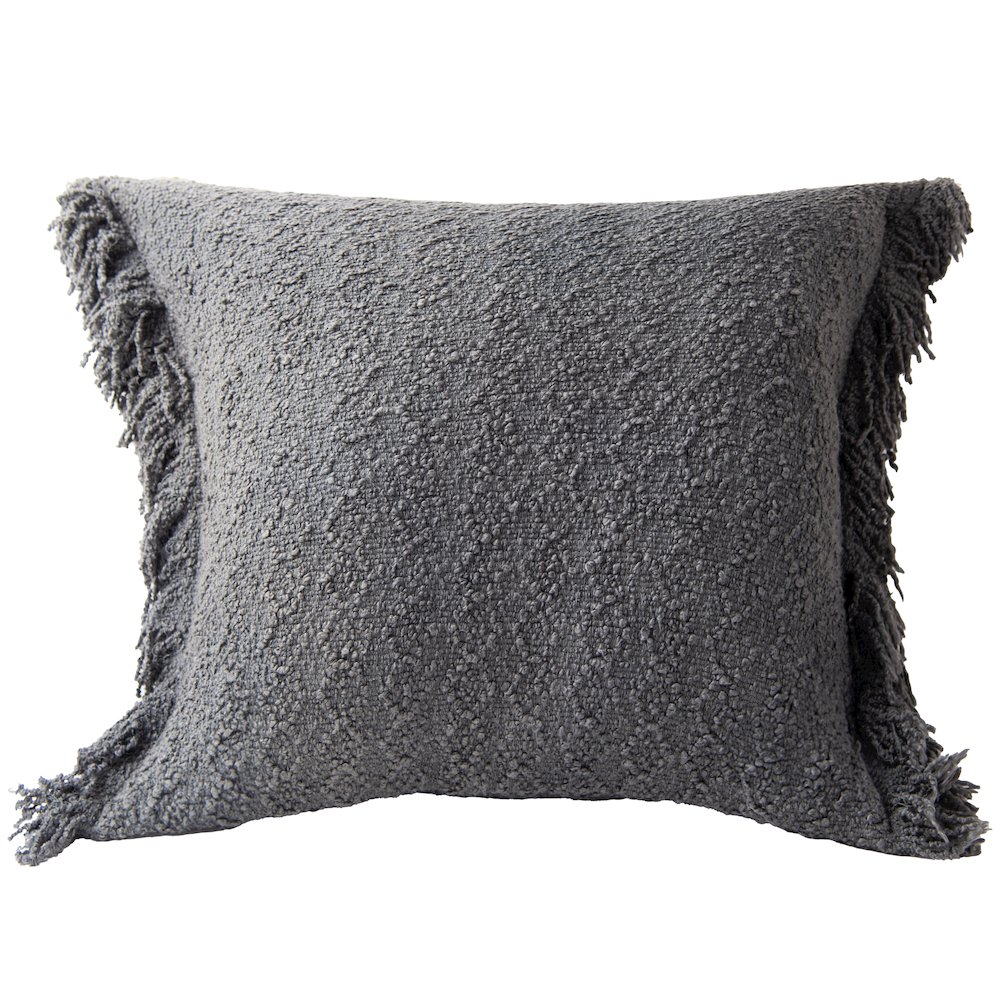 Transitional 20" x 20" Pillow Cover. Picture 5
