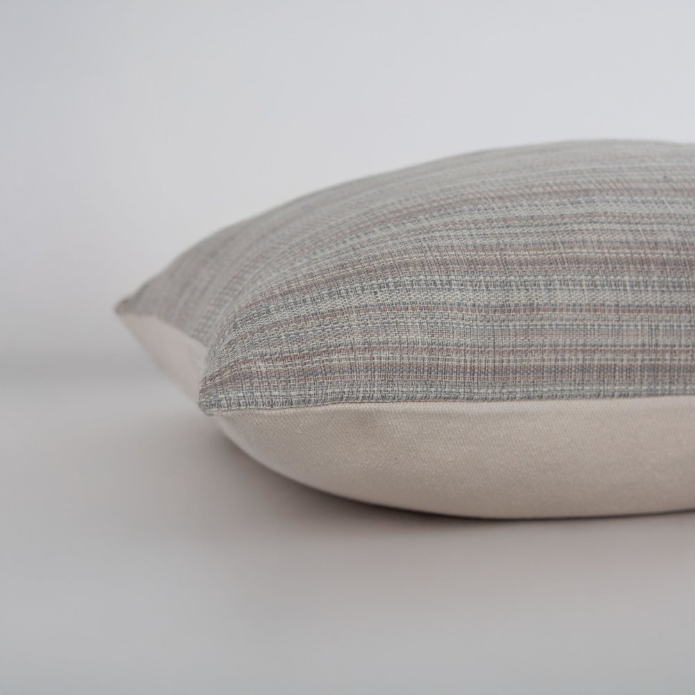 Transitional  22" x 22" Pillow Cover. Picture 6