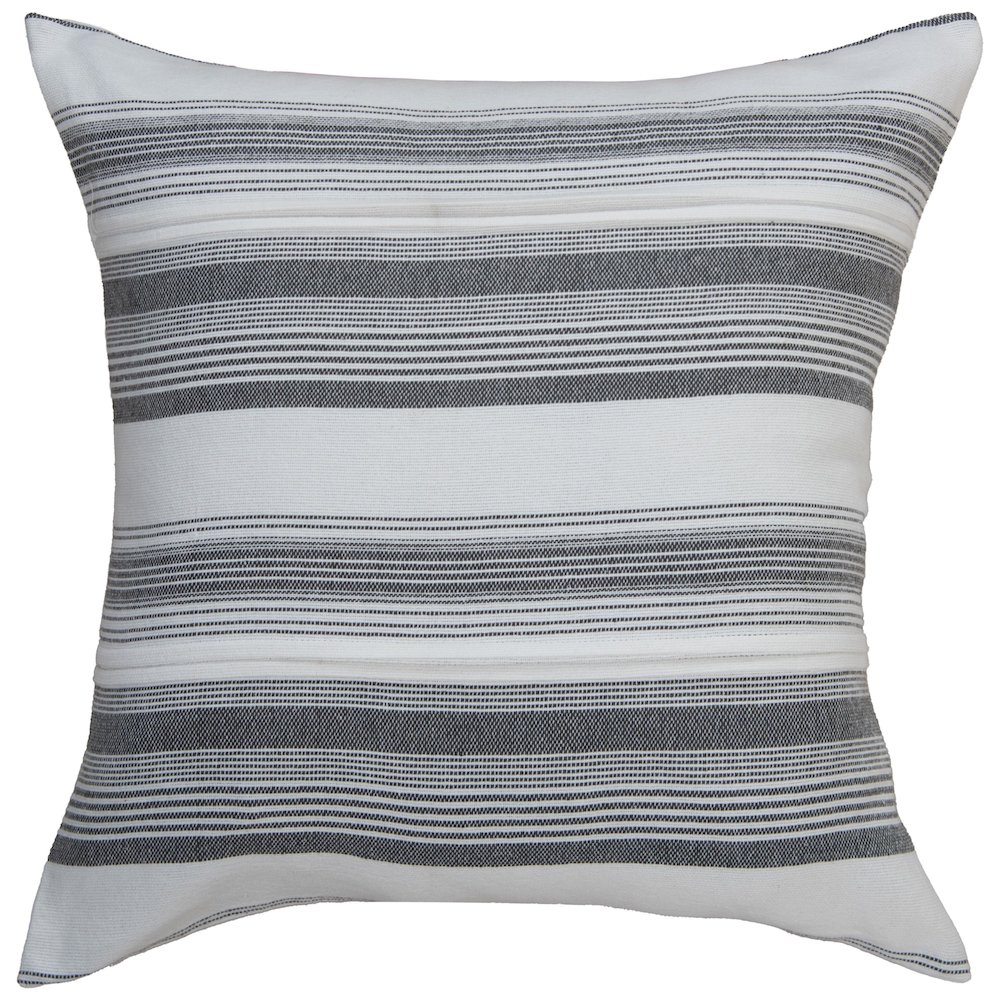 Traditional 20" x 20" Pillow Cover. Picture 1