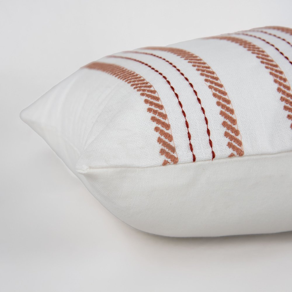 Transitional  14" x 20" Pillow Cover. Picture 6