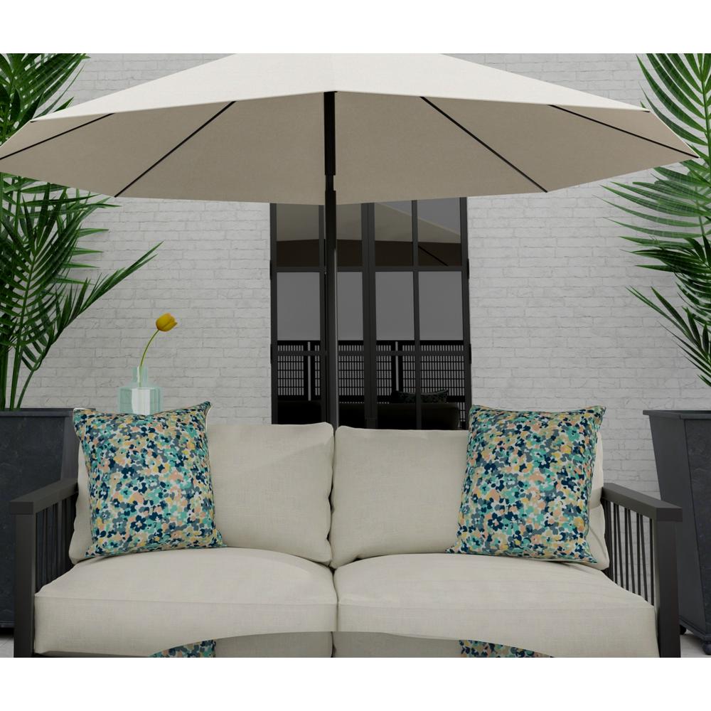 22" x 22" Indoor/ Outdoor Pillow. Picture 6