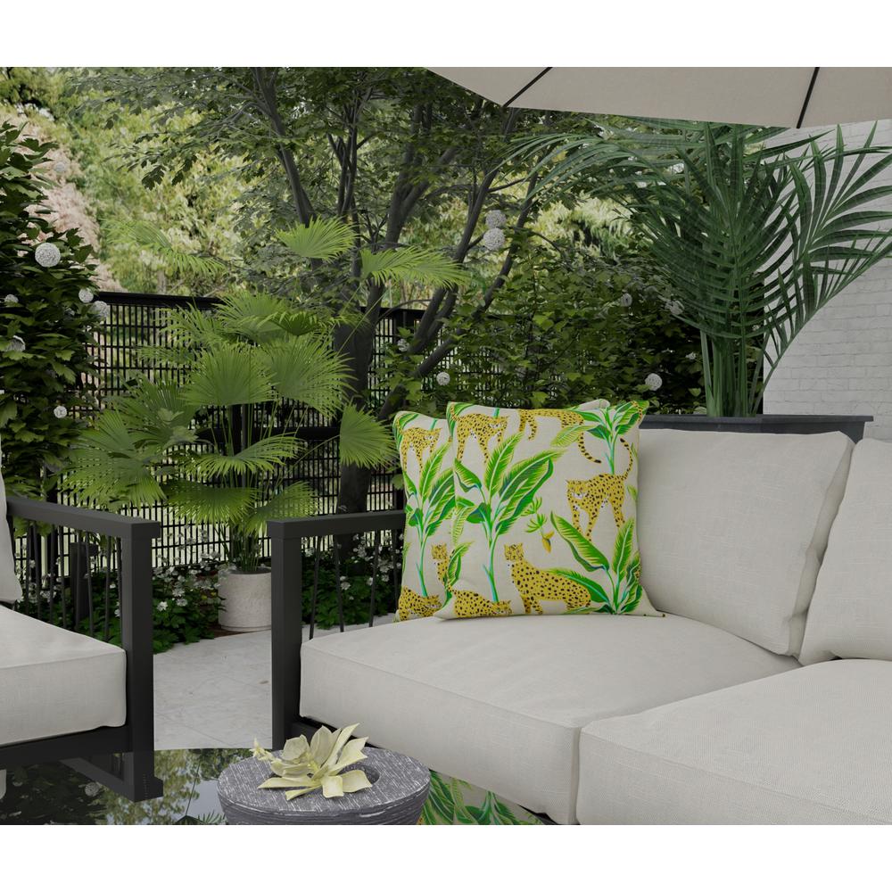 22" x 22" Indoor/ Outdoor Pillow. Picture 6