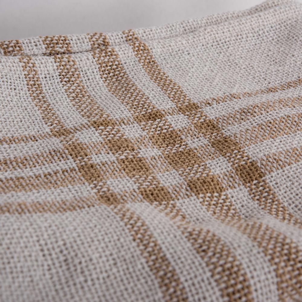 50" x 60" Throw. Picture 3