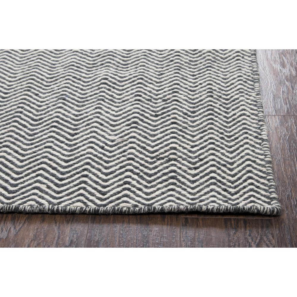 2' x 8' Hand-Woven Rectangle Runner. Picture 3