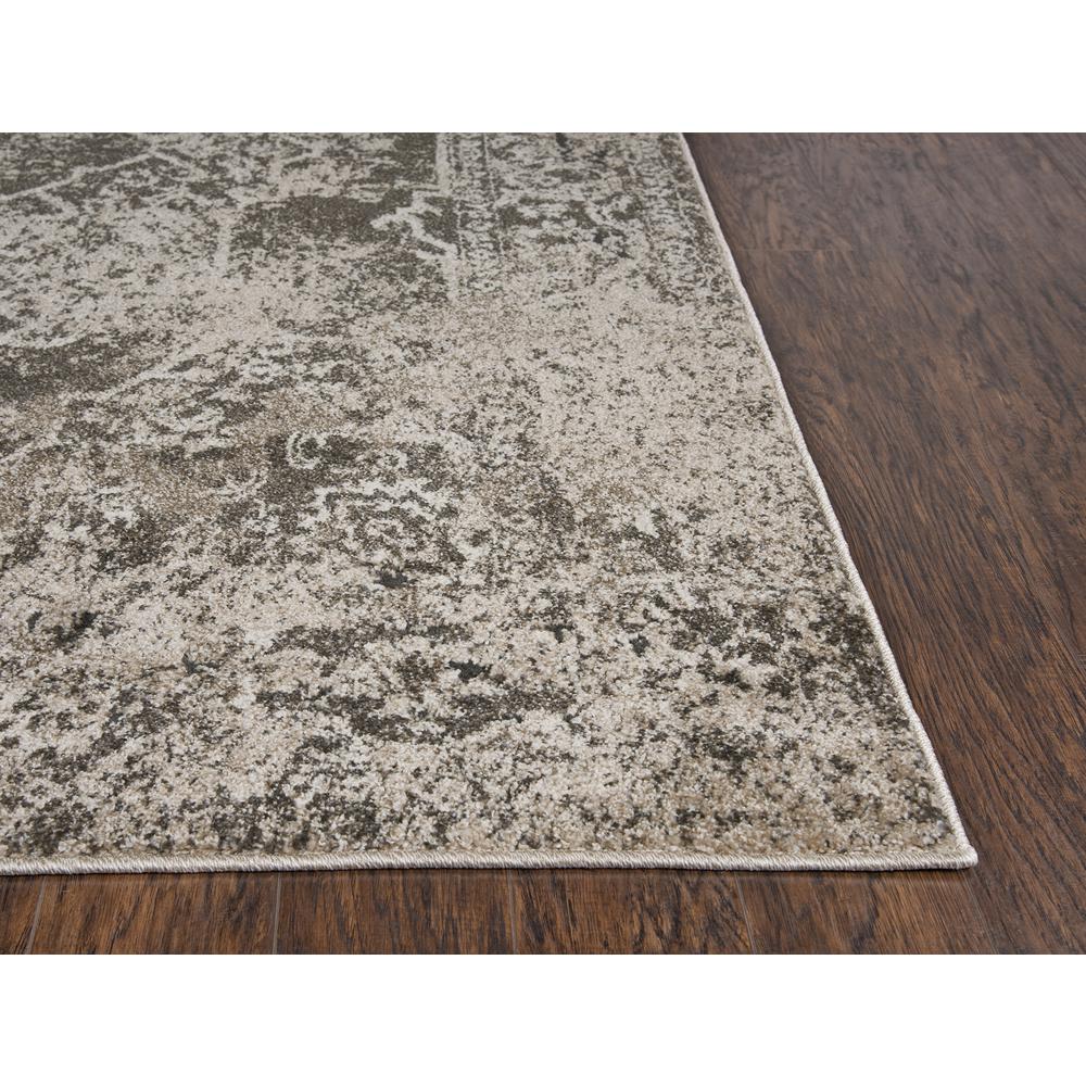 8' x 10' Machine-Made Rectangle Rug. Picture 7