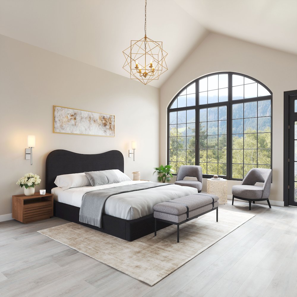 Sele King Bed Black. Picture 3