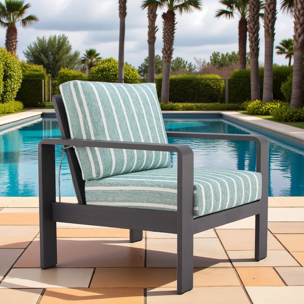 Green Aluminum Outdoor Chair, Modern Patio Seating for Garden or Deck. Picture 3