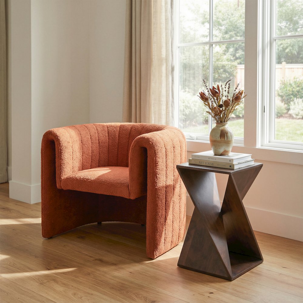 Alba Accent Table Walnut. Picture 3
