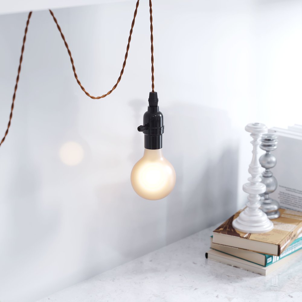 Molly Ceiling Lamp Black. Picture 9