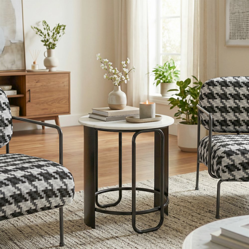 Obel Side Table White & Black. Picture 2