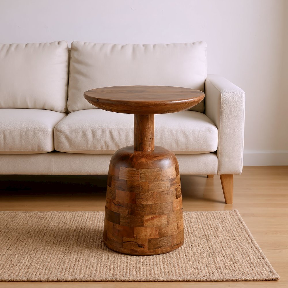 Kelk Side Table Walnut. Picture 2