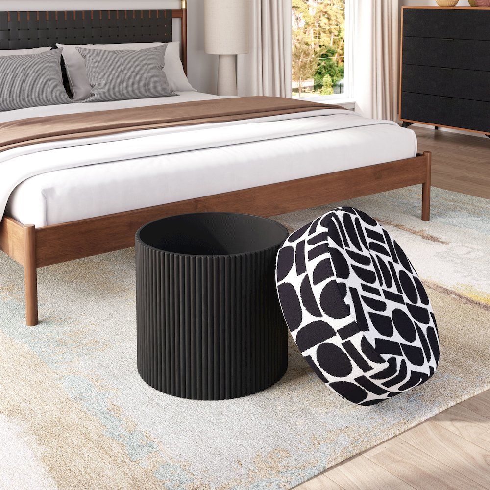 Boto Storage Ottoman Black & White. Picture 11
