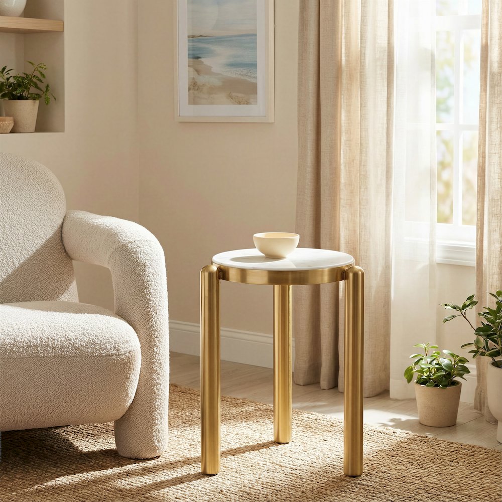 Noan Side Table White & Gold. Picture 4