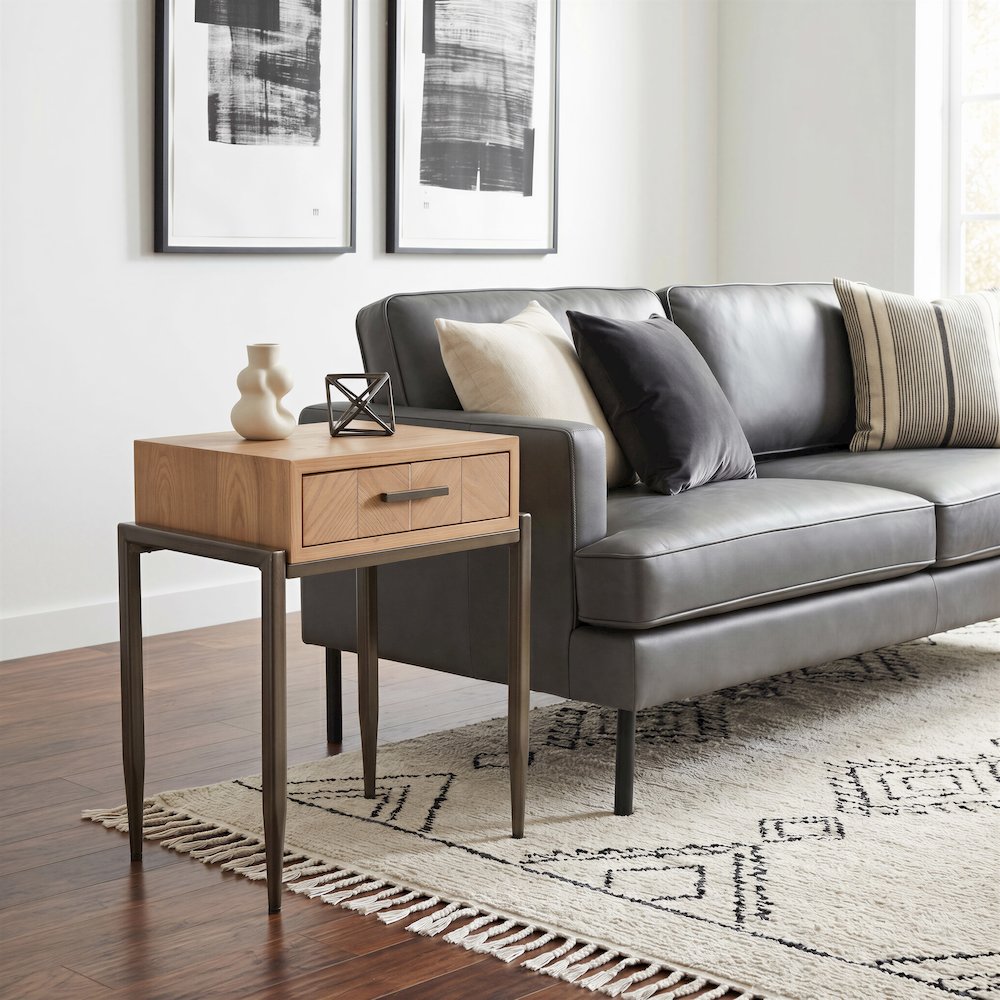 Verec Side Table Natural. Picture 2