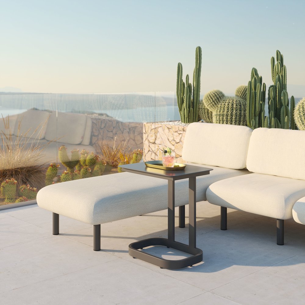 Friss End Table Black. Picture 8