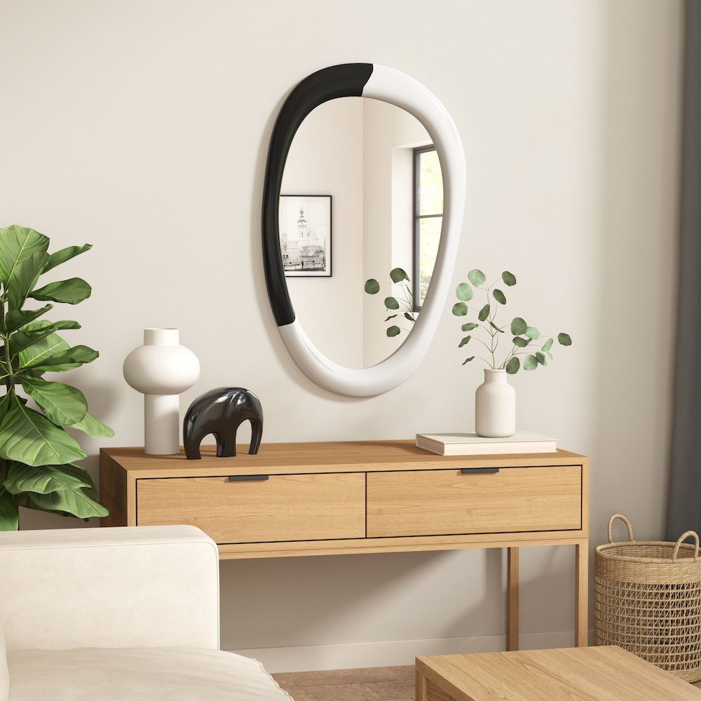 Muna Mirror White & Black. Picture 6