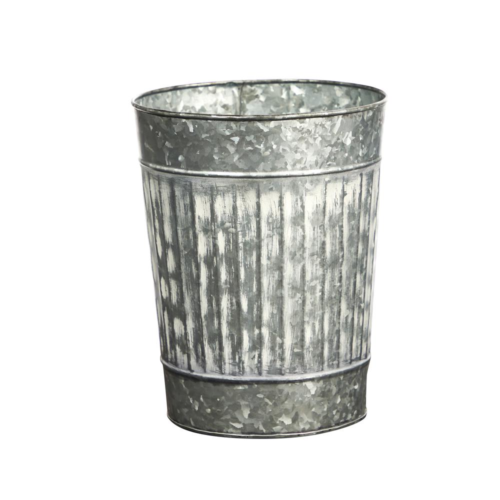 10in. Farmhouse Country Pail Planter. Picture 1