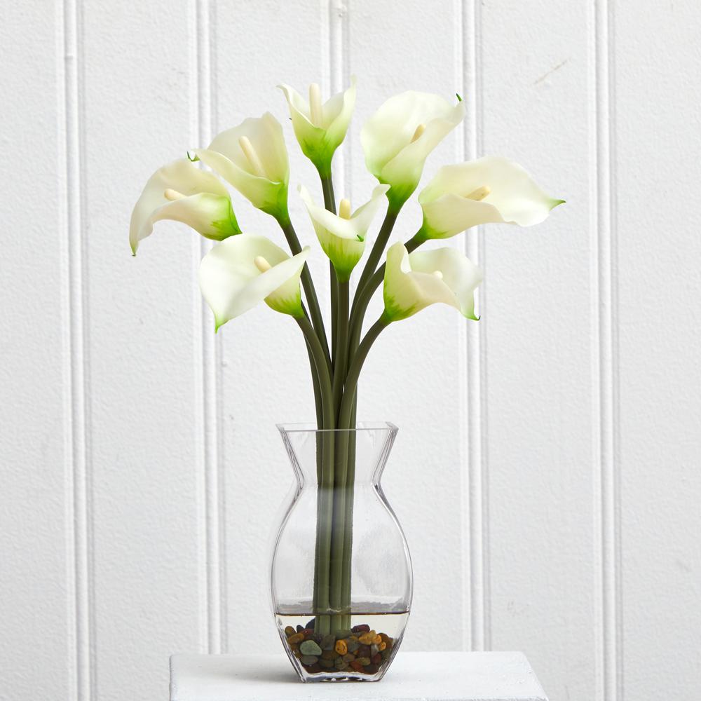 Classic Calla Lily Arrangement. Picture 4