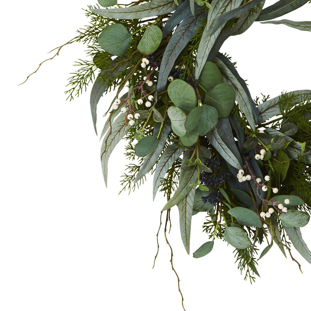 24in. Eucalyptus and Mixed Greens Artificial Wreath. Picture 3