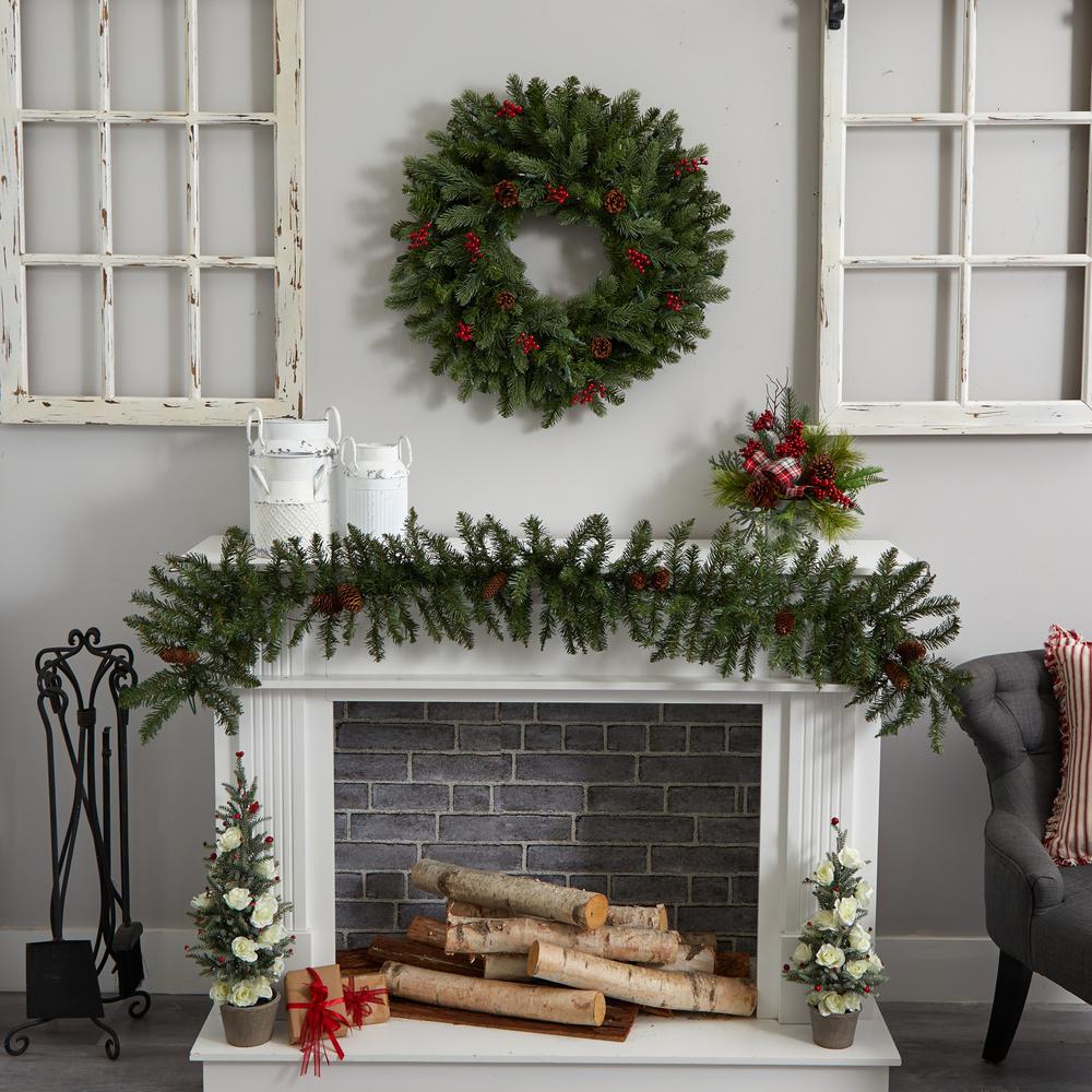 30in. Lighted Pine Wreath with Berries & Pinecones. Picture 6