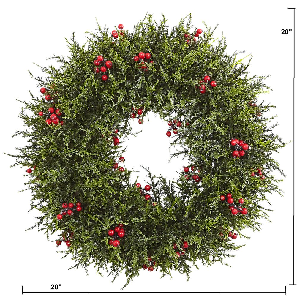 20in. Cedar Berry Wreath. Picture 3