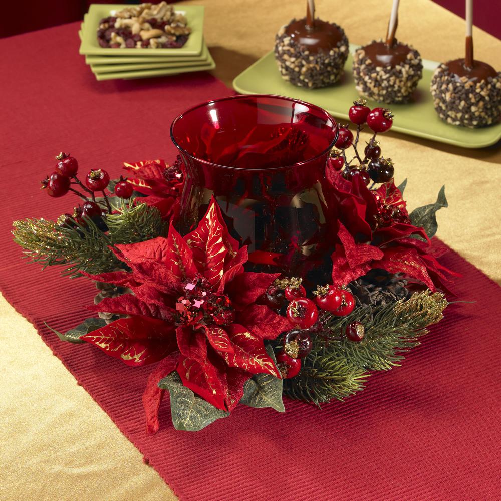 Poinsettia & Berry Candelabrum. Picture 3