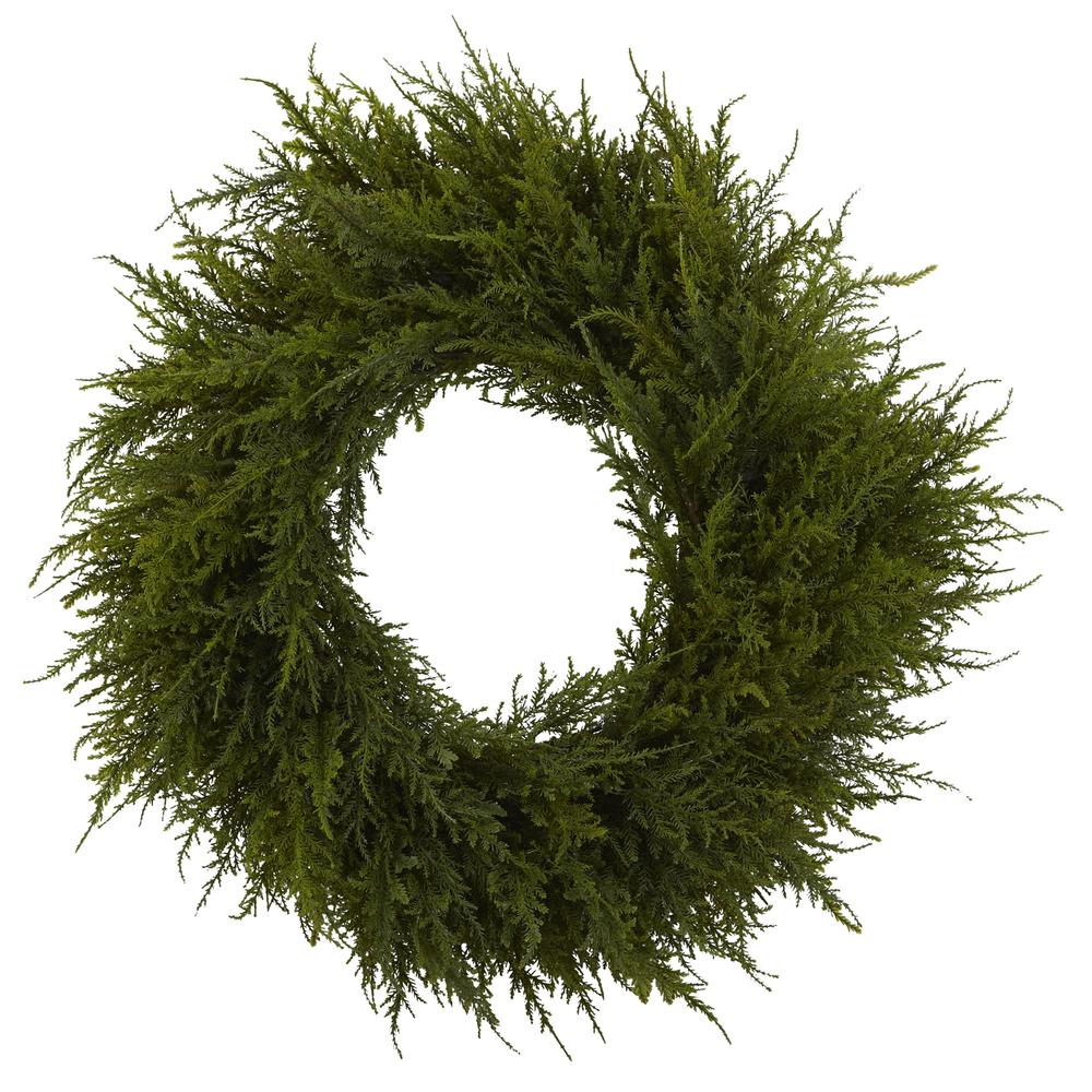 24in. Cedar Wreath. Picture 1