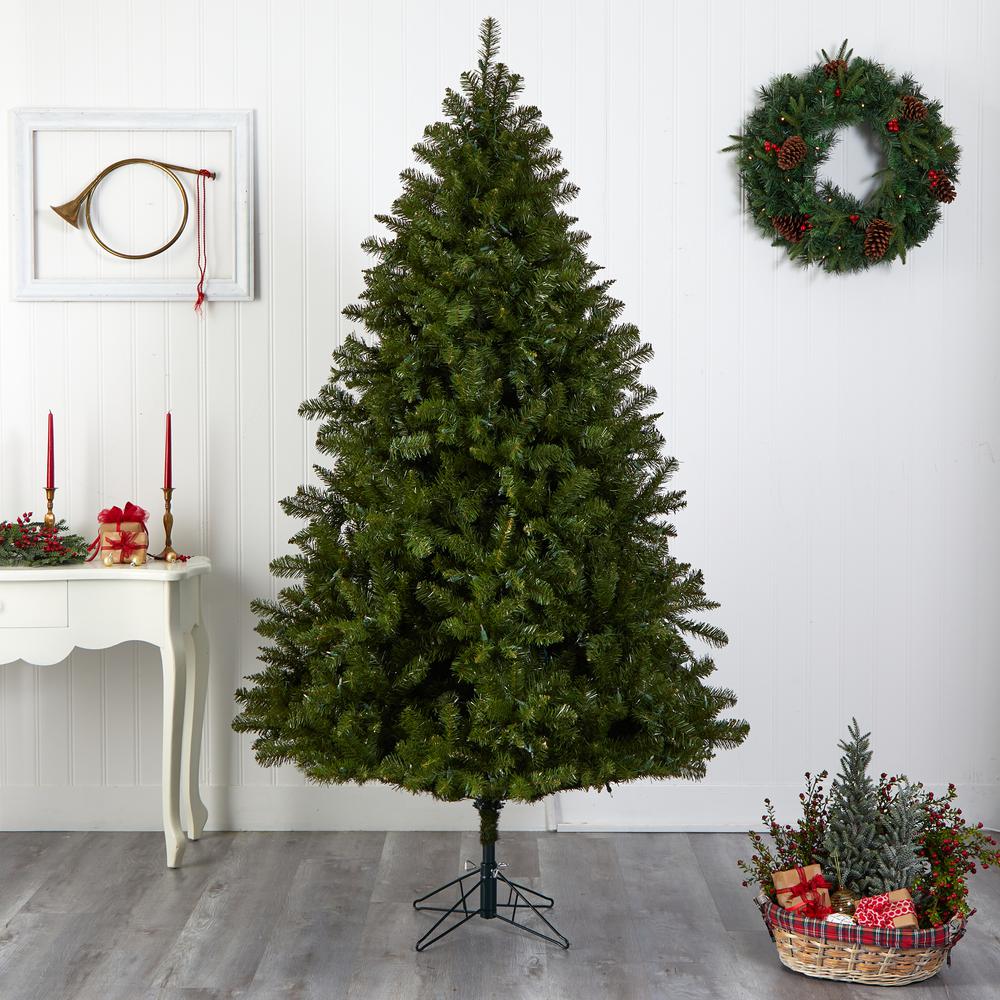 7.5ft. Windermere Christmas Tree with Clear Lights. Picture 4