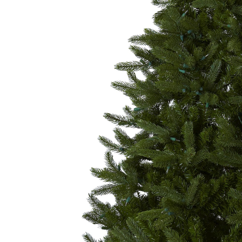 7.5ft. Rembrandt Christmas Tree with Clear Lights. Picture 4