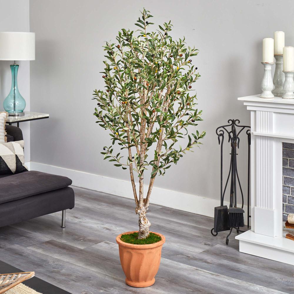 5ft. Olive Artificial Tree in Terracotta Planter. Picture 3