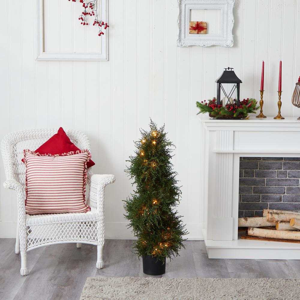 43in. Cedar Spiral Topiary with Lights. Picture 8