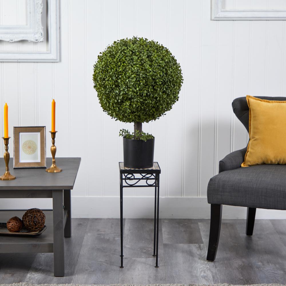 27in. Boxwood Ball Topiary. Picture 2