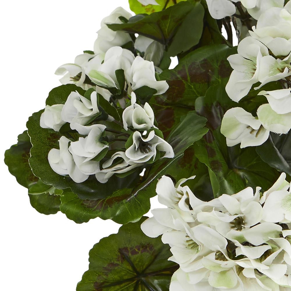 Geranium Artificial Bush, UV Resistant, Set of 3 (Indoor/Outdoor), White. Picture 3