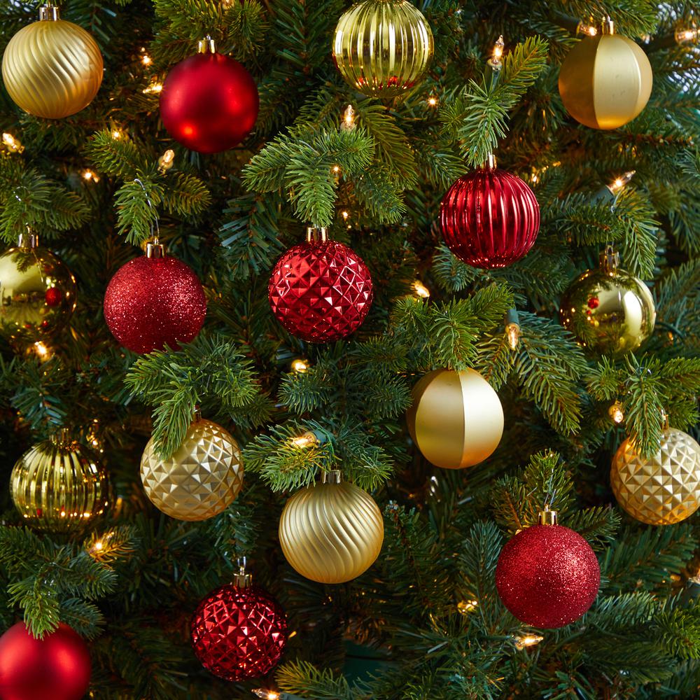 Holiday Shatterproof, 101 Count Christmas Tree Ornament Set. Picture 5
