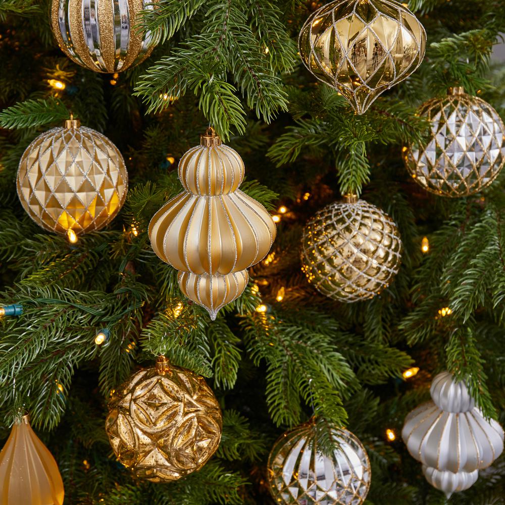 Holiday Lux Shatterproof, 12 Count Christmas Tree Ornament Set. Picture 5