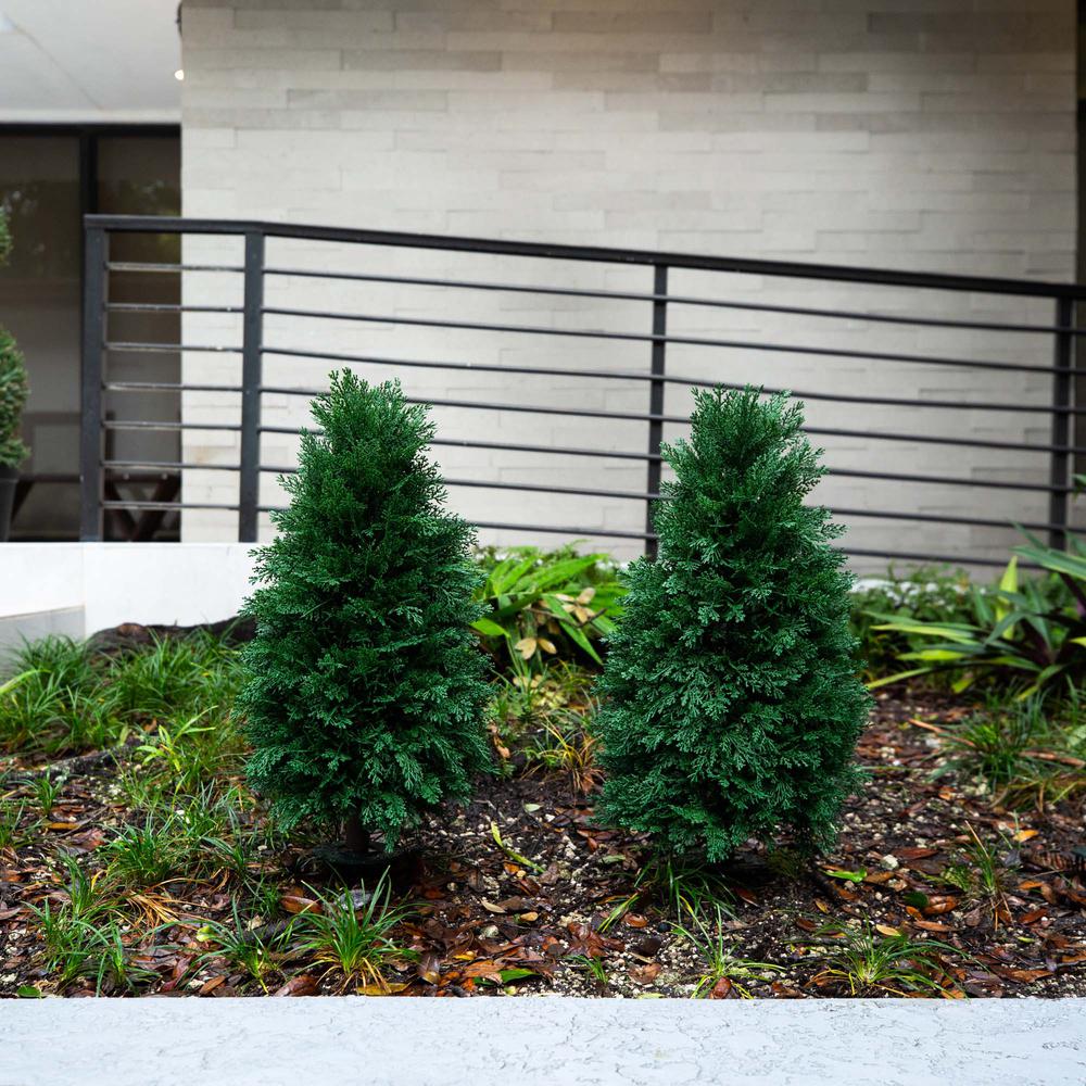 Artificial Cedar Plant with Integrated Ground Stake (Indoor/Outdoor) - Set of 2. Picture 6
