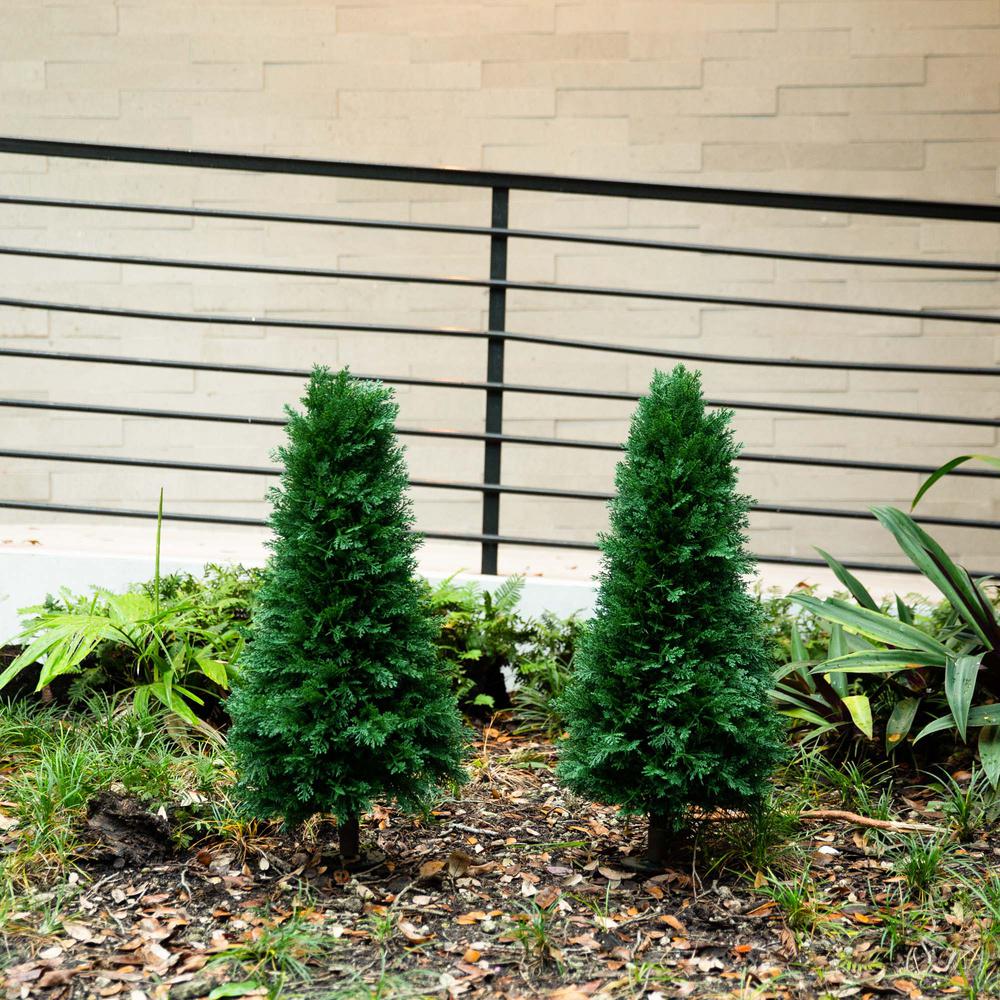 Artificial Cedar Plant with Integrated Ground Stake (Indoor/Outdoor) - Set of 2. Picture 8