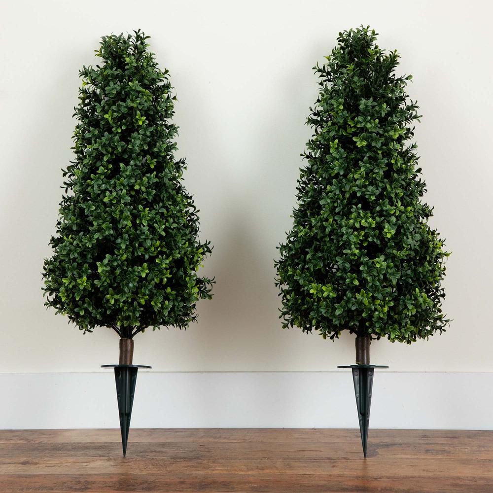 Boxwood Plant with Integrated Ground Stake (Indoor/Outdoor) - Set of 2. Picture 3