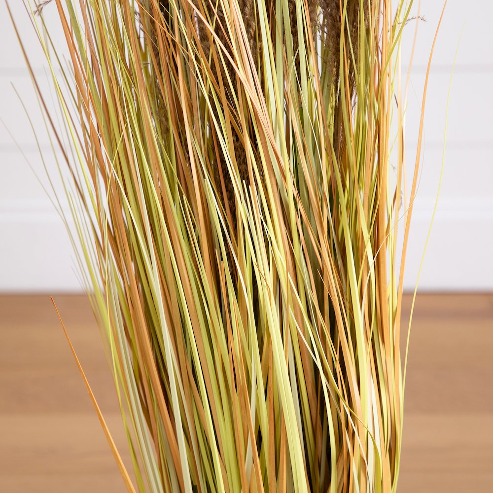 4ft. Artificial Pampas Grass. Picture 4