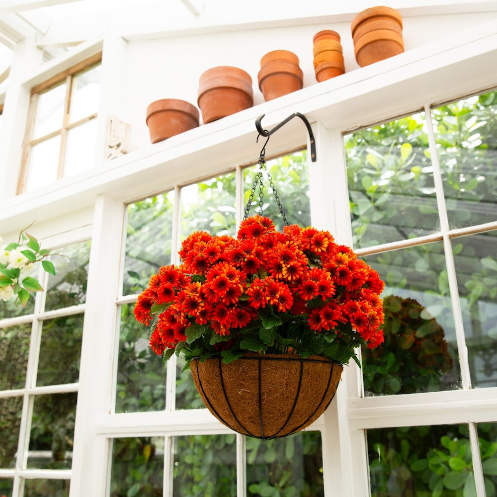 24in. UV Resistant Artificial Chrysanthemum Hanging Basket (Indoor/Outdoor). Picture 6