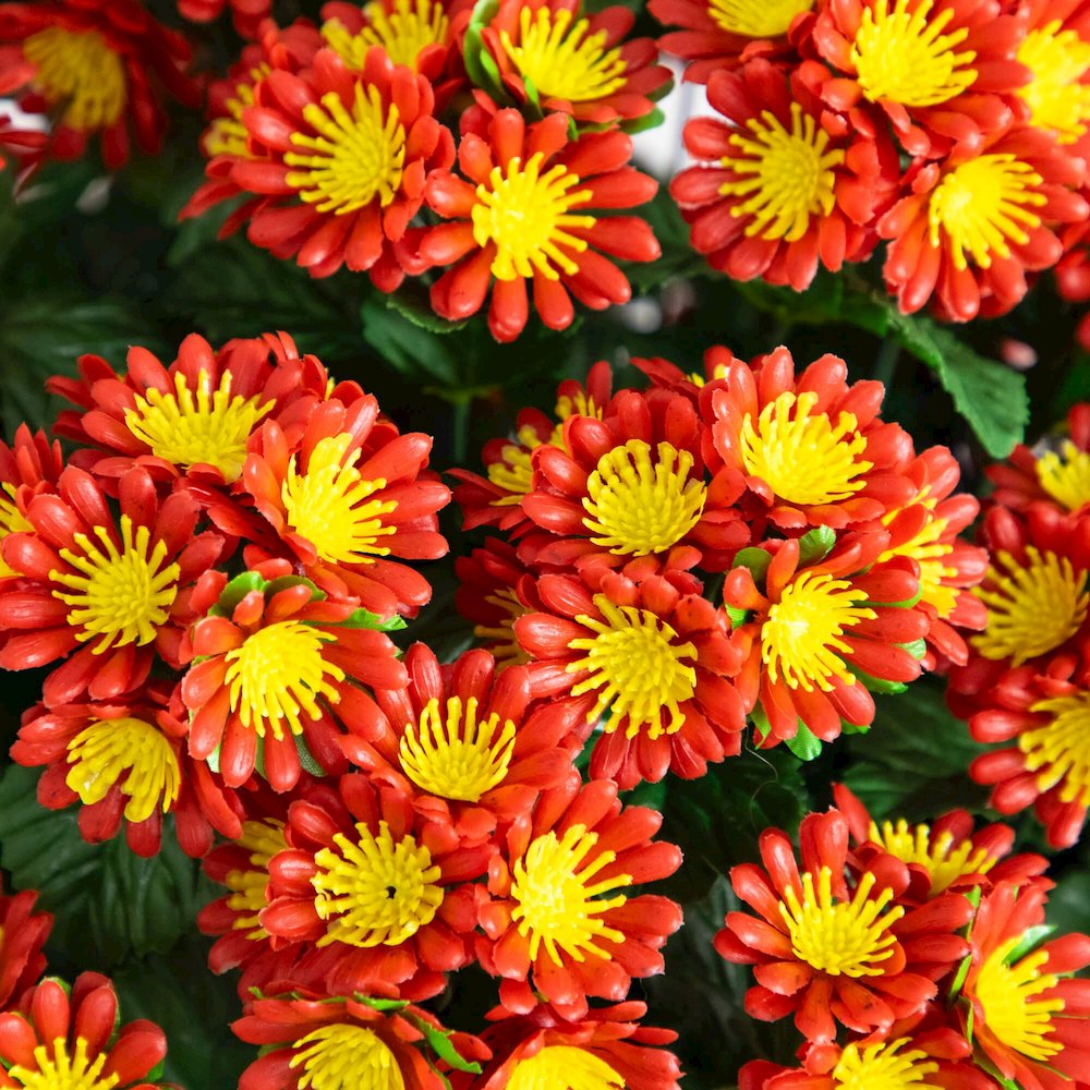 24in. UV Resistant Artificial Chrysanthemum Hanging Basket (Indoor/Outdoor). Picture 8