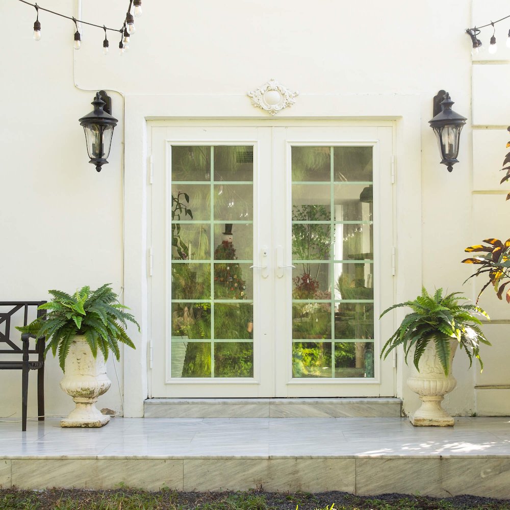 40in. UV Resistant Artificial Boston Fern (Indoor/Outdoor) - Set of 2. Picture 8